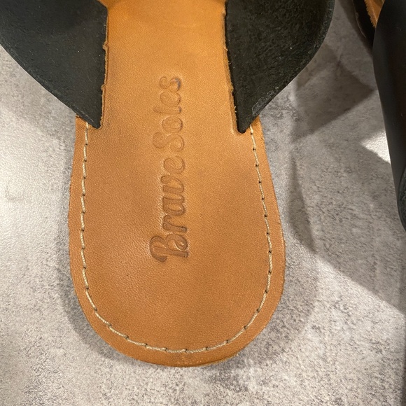 Brave Soles 'The Constanza' Leather slides - Picture 7 of 9